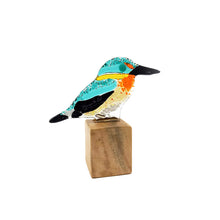 Upload image to gallery viewer, Martín Pescador, glass figure