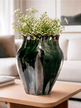 Cargar imagen en el visor de la galería, Vasijas de la Tierra I