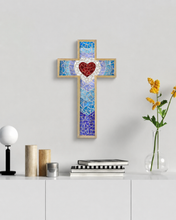 Cargar imagen en el visor de la galería, Manualidades: Kit para armar mosaico con vidrio - Imagen de cruz – Corazón