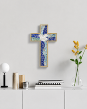 Cargar imagen en el visor de la galería, Manualidades: Kit para armar mosaico con vidrio - Imagen de cruz – Espíritu Santo