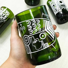 Cargar imagen en el visor de la galería, Vasos reciclados de botella, set de 4 - Fernando Llort
