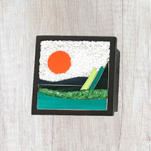 Cargar imagen en el visor de la galería, Caja tequilera - Diseño de mosaico