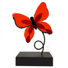 Cargar imagen en el visor de la galería, Mariposa, figura hecha a mano en vidrio artístico