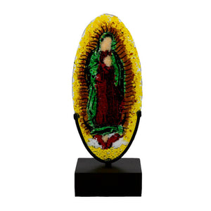 Virgen de Guadalupe, pieza en vidrio fundido