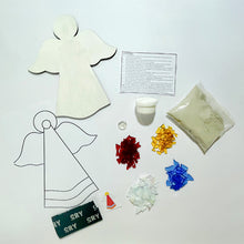 Cargar imagen en el visor de la galería, Manualidades: Kit para armar mosaico con vidrio, ángel de la guarda - Color rojo