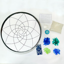Cargar imagen en el visor de la galería, Manualidades: Kit para armar Lazy Susan con diseño en mosaico con vidrio - Arte 7